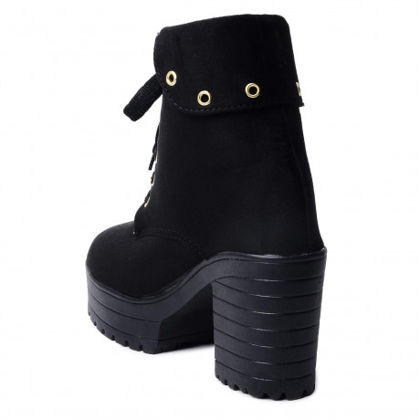Klaur Melbourne Women Black Boots 556 <small>(Shipping Per: MK1,427.50)</small>